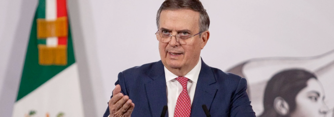 Ebrard aclara: “no hubo uso indebido” por estancia de su hijo