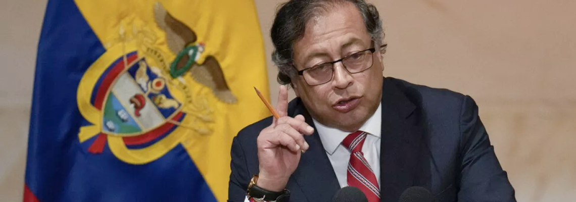 ¿Y si el problema no es el “polvo blanco”, sino quién lo controla? Petro abre debate incómodo
