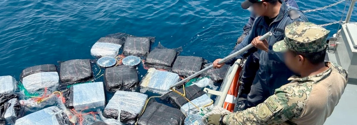 Golpe en altamar: Marina asegura más de 2 toneladas de cocaína